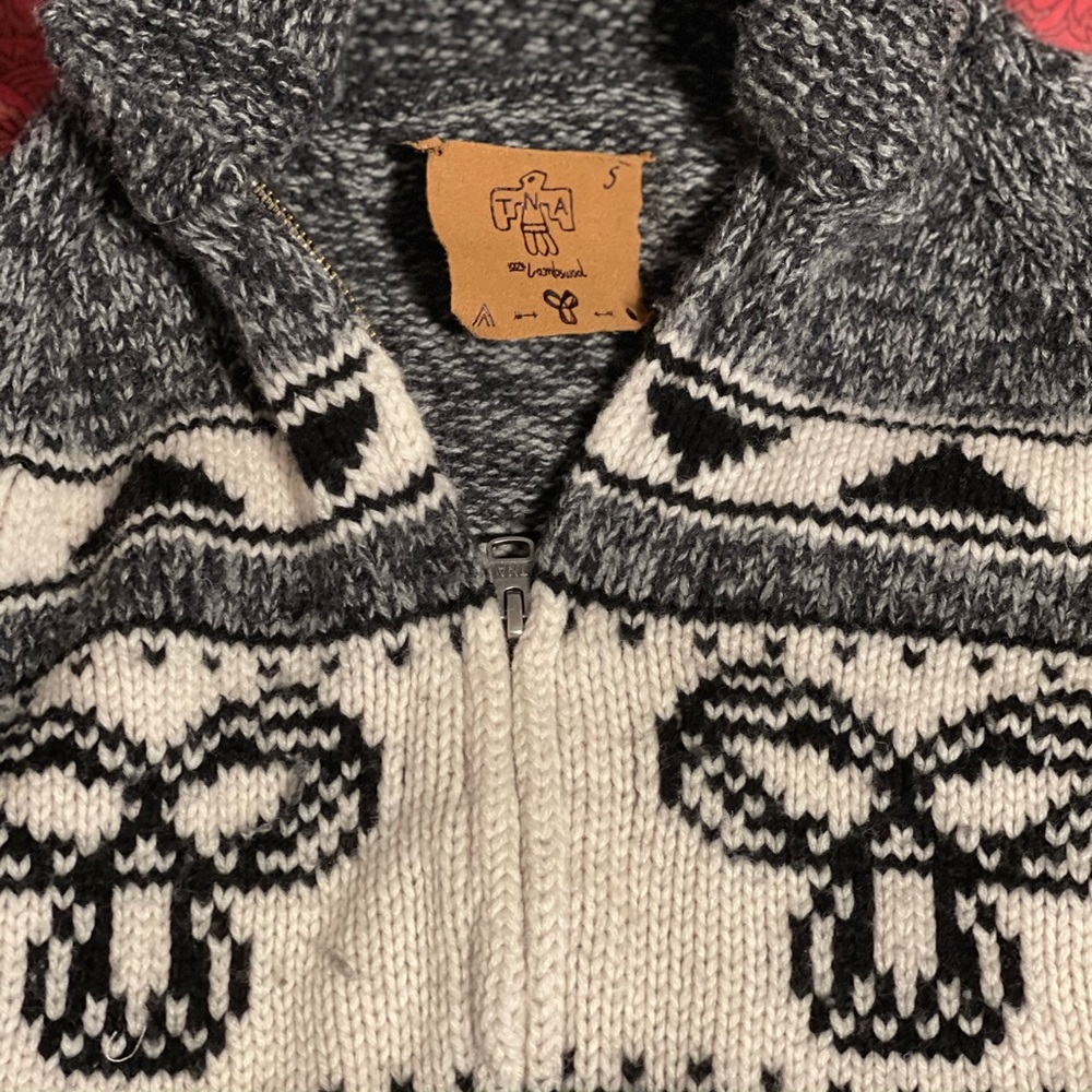 Aritzia TNA Lambswool Sweater